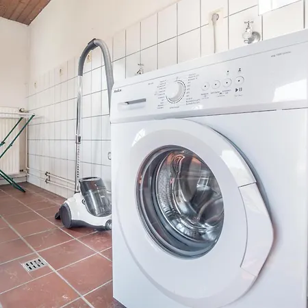 Holiday home Worker's F7 - Haus Mit 4 Schlafzimmern Fuer 8 Personen *